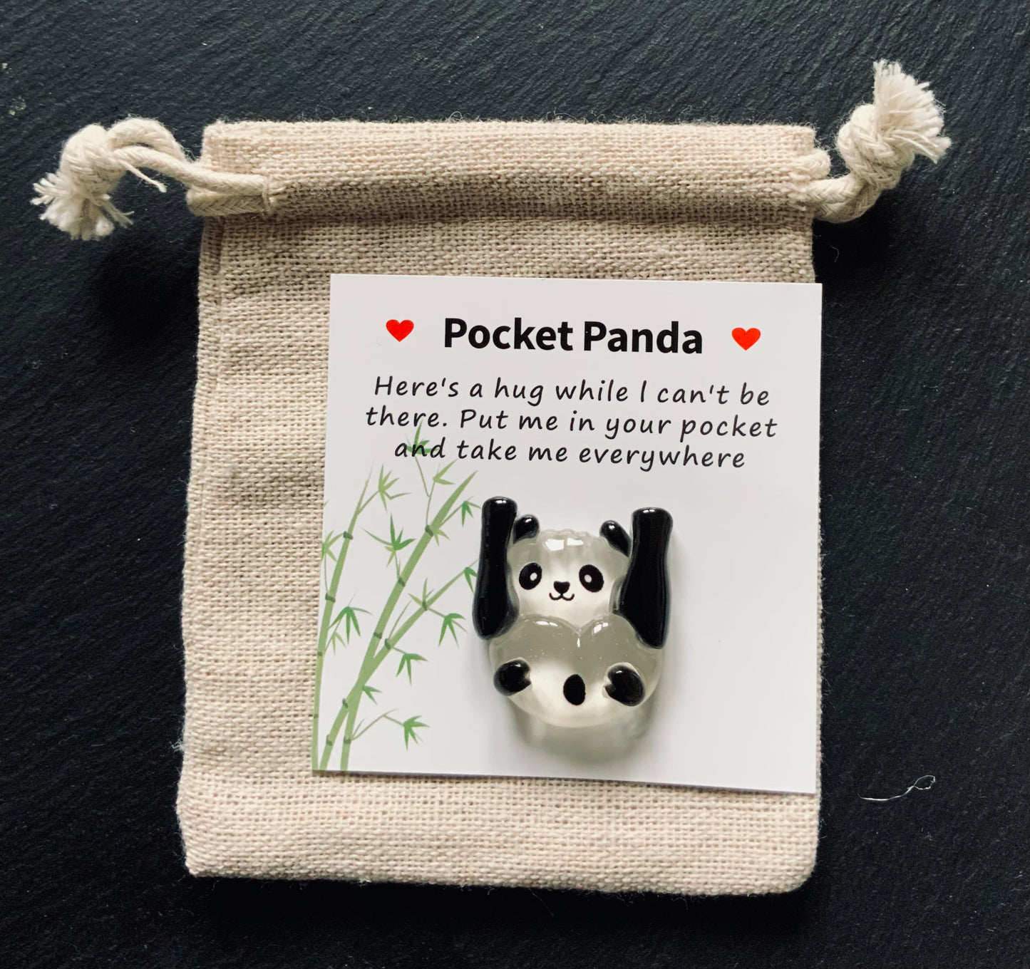 Panda Pocket Hug in linen bag