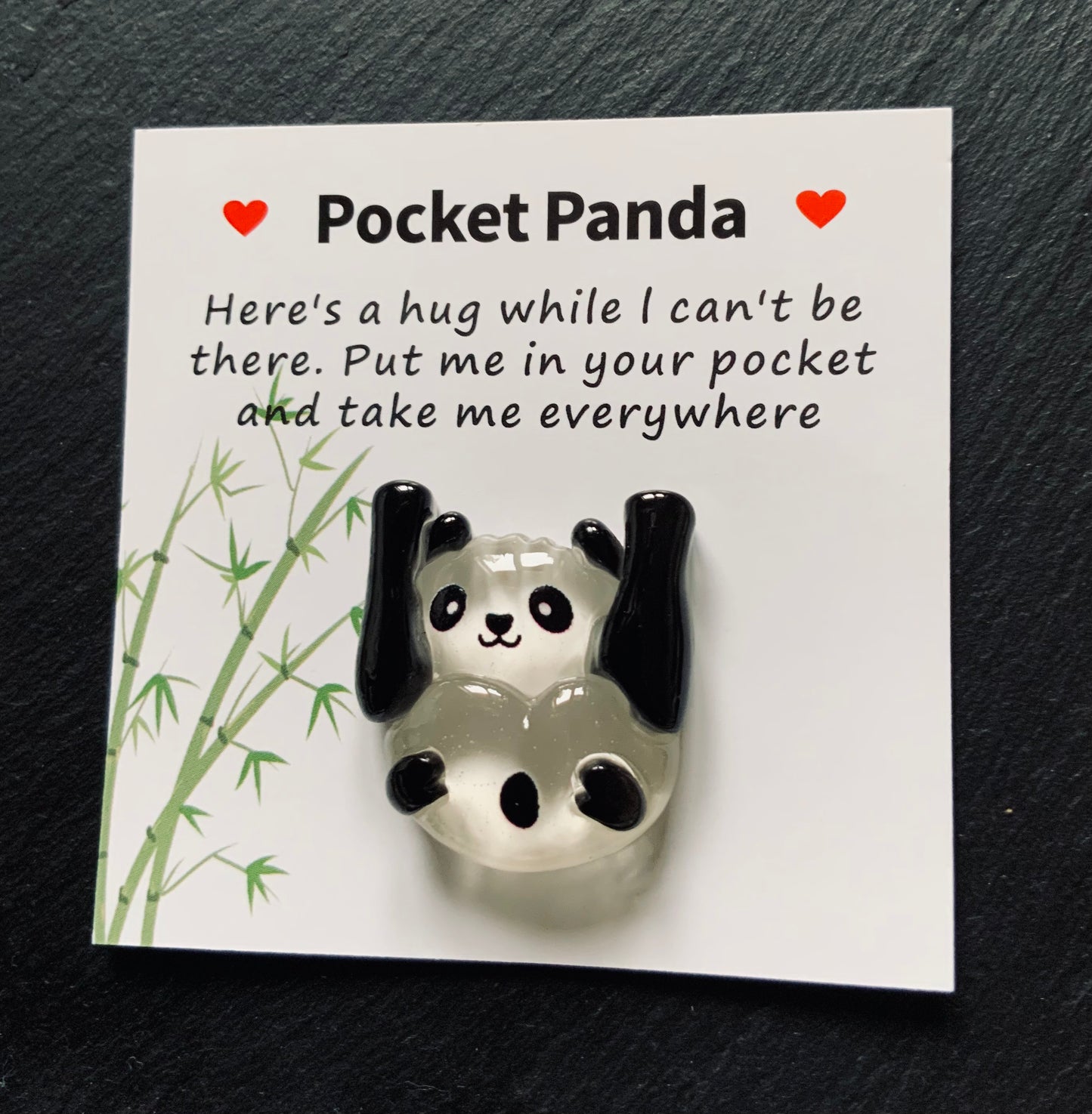 Panda Pocket Hug in linen bag